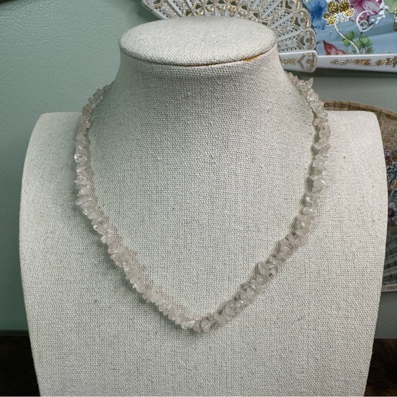 Rose Quartz Chip Necklace 18 Inch - Picture 6 of 11